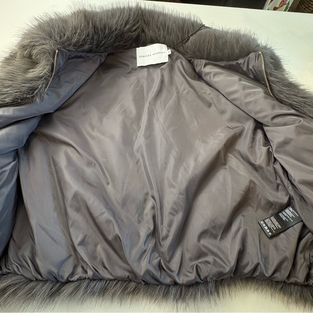 Rebecca Minkoff Gray Collar Faux Fur Jacket Gold Zip Cropped At Waist Silk Inner - Picture 8 of 15
